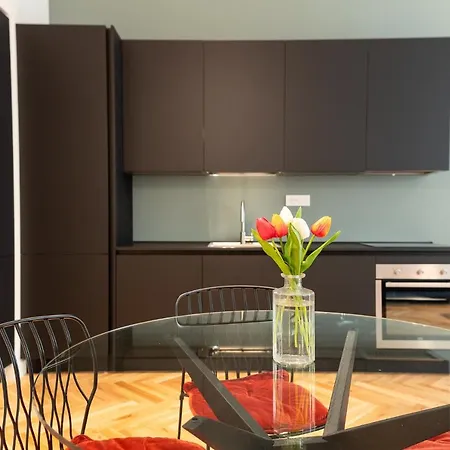 Apartment Roma Luxe, Terrace & Gym