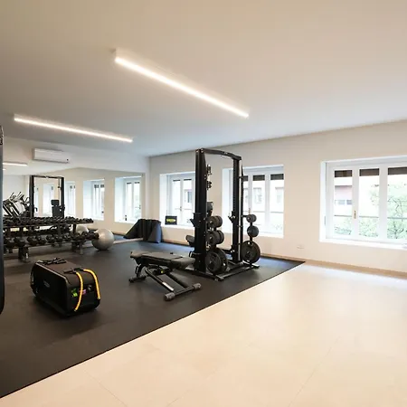 Apartment Roma Luxe, Terrace & Gym *