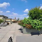 Roma Luxe, Terrace & Gym Apartmán