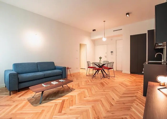 Roma Luxe, Terrace & Gym Apartment